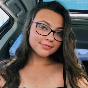 Meet your Posher, Bethany